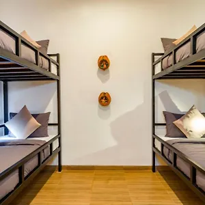  Хостел Aura House Индонезия